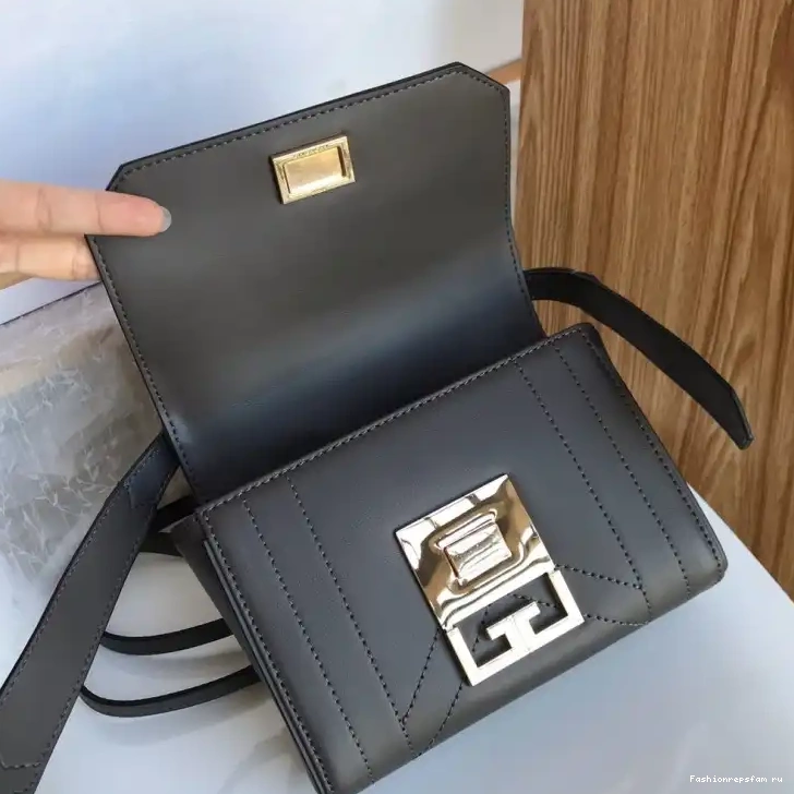 Fashionrepsfam ru Givenchy Bags 1910GIV0004 0726